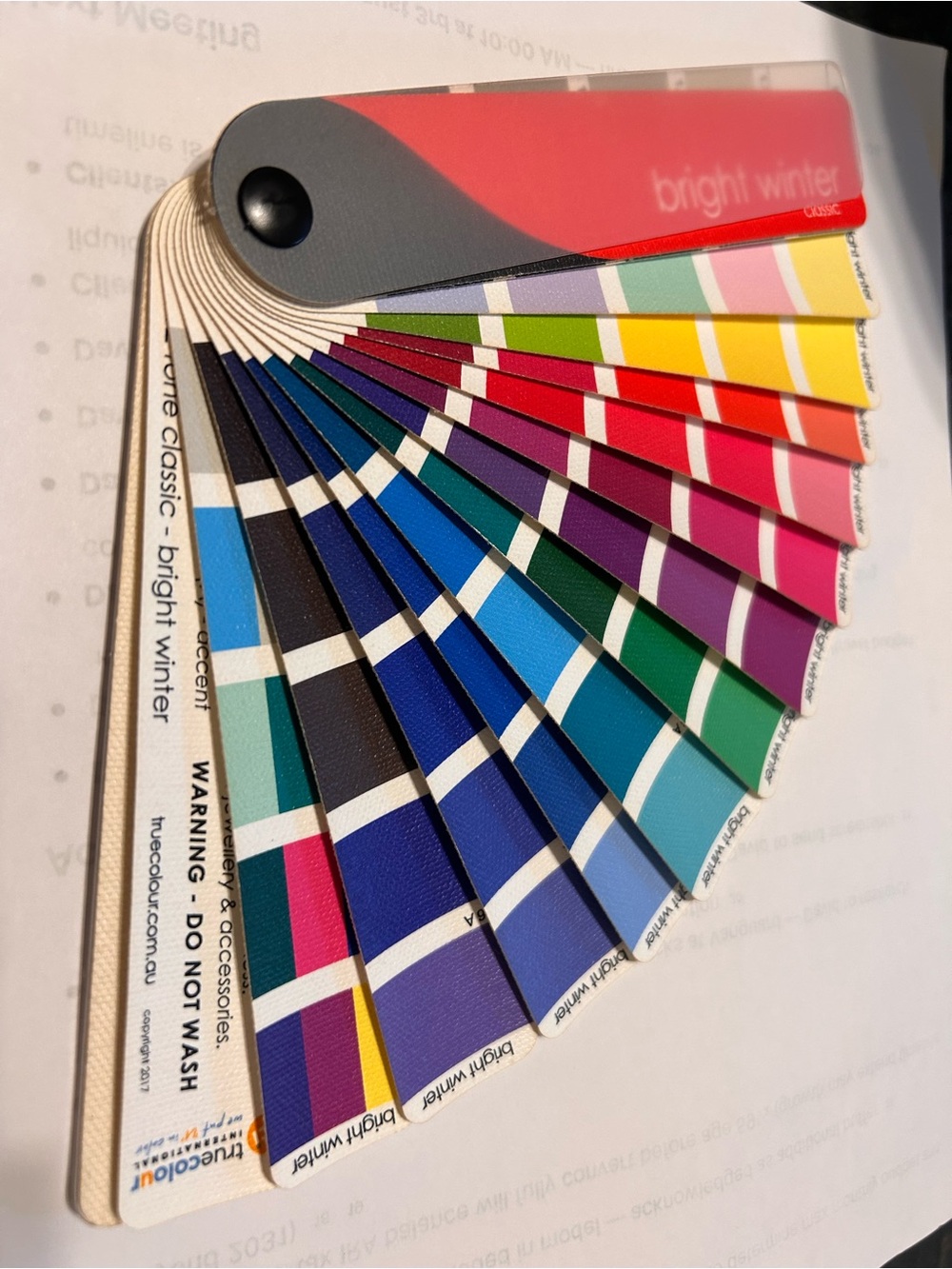 Bright Winter Color Fan Deck - Multi Color Swatches- True Colour Institute